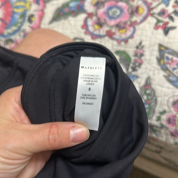 EUC Athleta Ultimate Stash Pocket 9” Bike Shorts Small Black - Picture 5 of 6